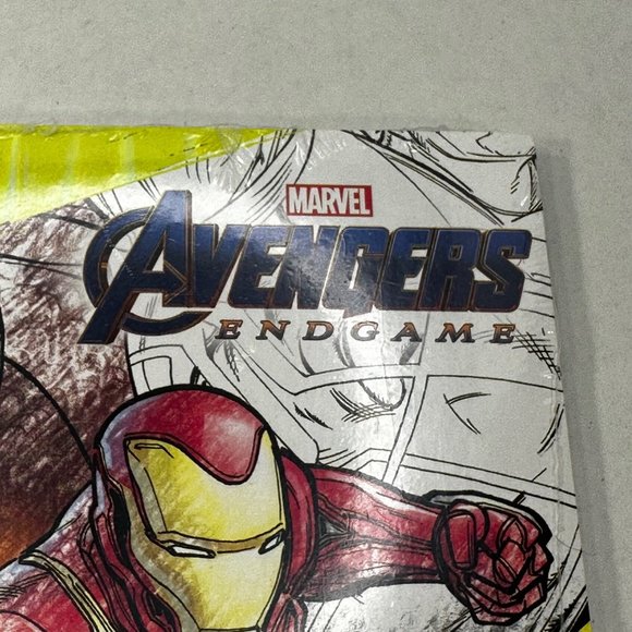 Crayola Art With Edge Marvel Avengers Endgame Coloring Book And Poster New - Picture 8 of 9